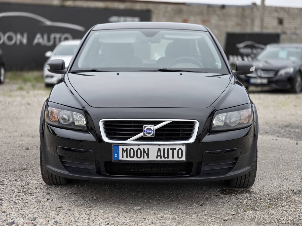 Pārdod Volvo C30