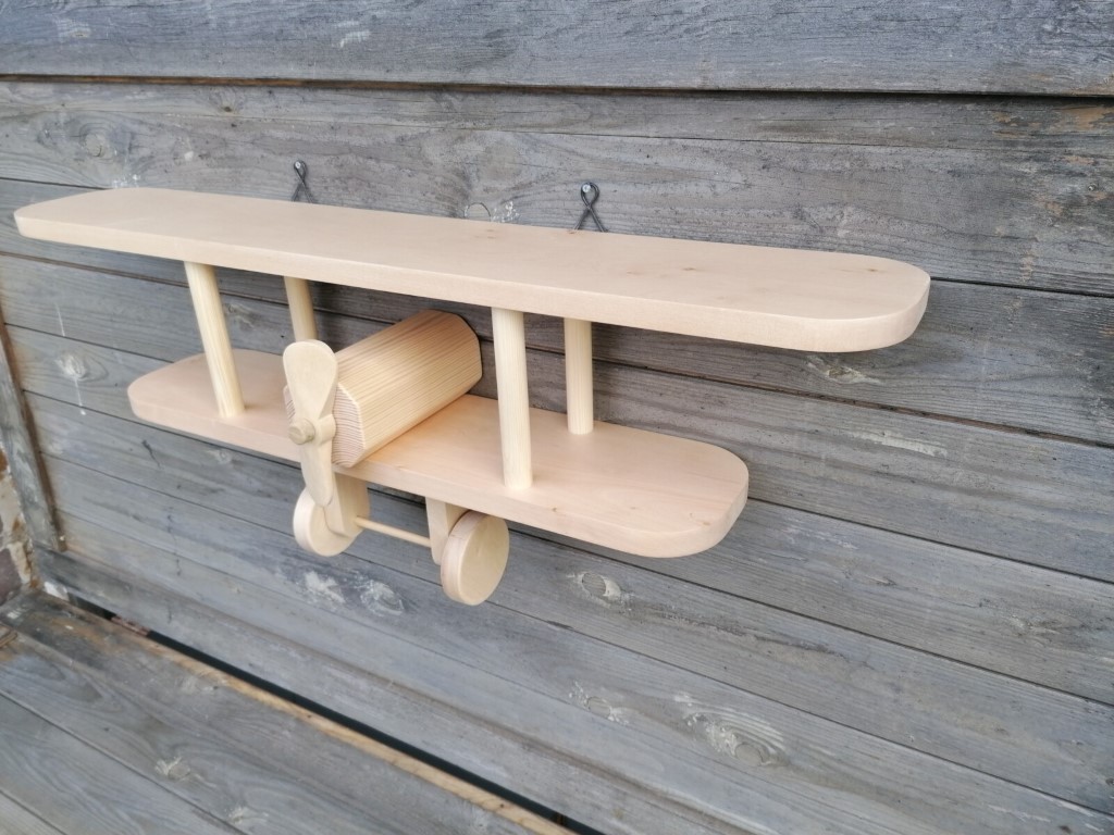 Koka izstrādājumi virtuvei